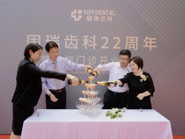 画家董雅作品多少钱(画家董亚涵作品图片)-画家董雅联系方式