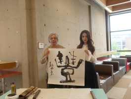 画家王霄作品多少钱(当代实力派画家王霄画家)-画家王霄联系方式