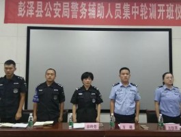 画家张启文作品多少钱(张启文个人资料)-画家张启文联系方式