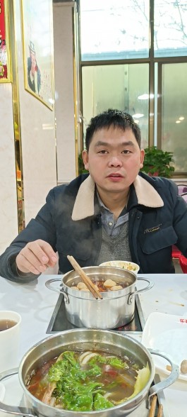 寻亲：吴富伟