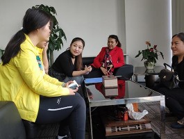 画家张滢作品多少钱(张莹油画art)-画家张滢联系方式