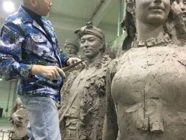 画家李象群作品多少钱(李象群作品价格)-画家李象群联系方式