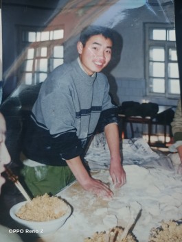 寻亲：张月