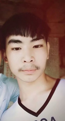 寻亲：卢童